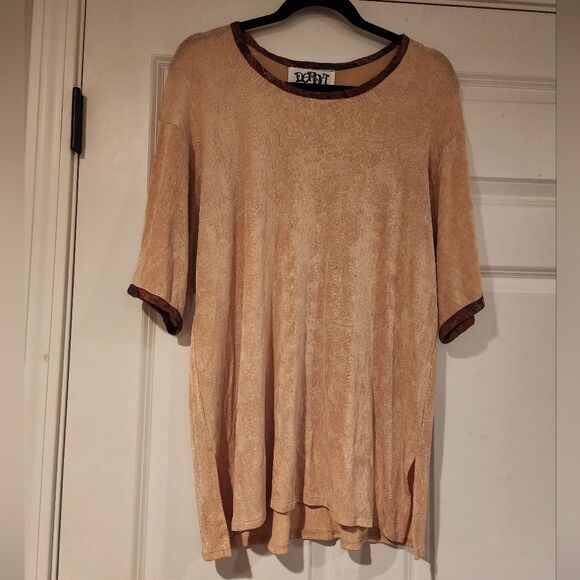 Donna Jessica Vintage super stretchy tan oversized blouse M - Picture 1 of 5